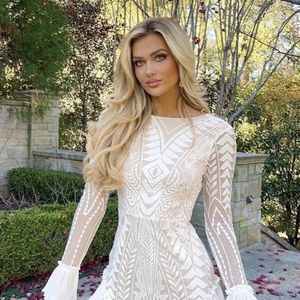 Long sleeve mini dress white